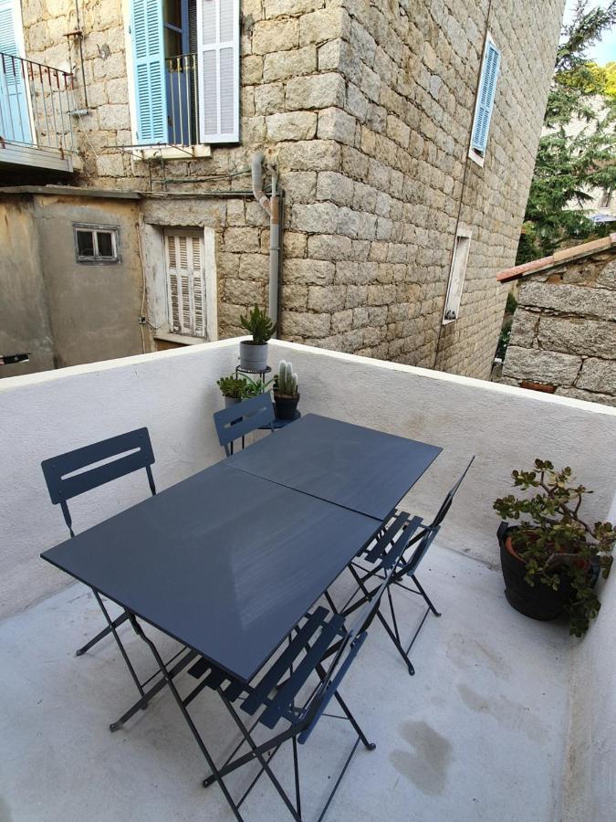 Appartement Au Coeur De Sartene Екстериор снимка