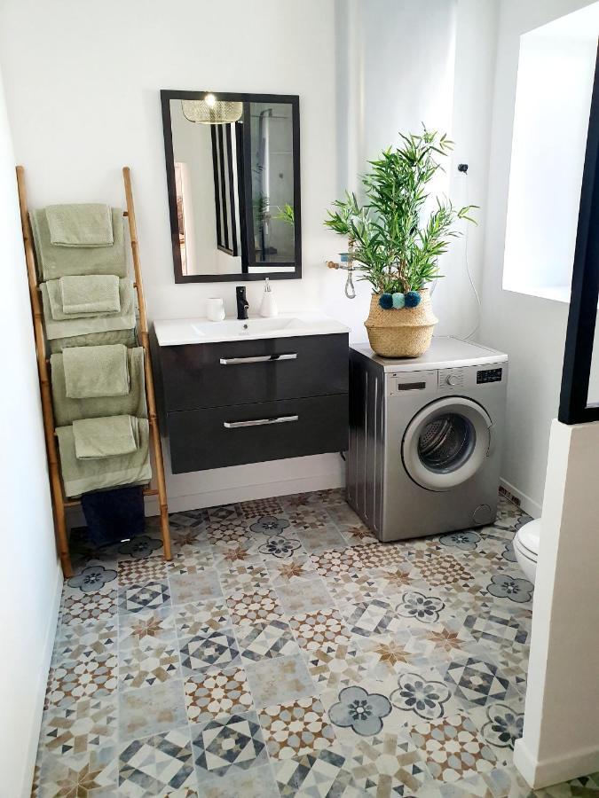 Appartement Au Coeur De Sartene Екстериор снимка